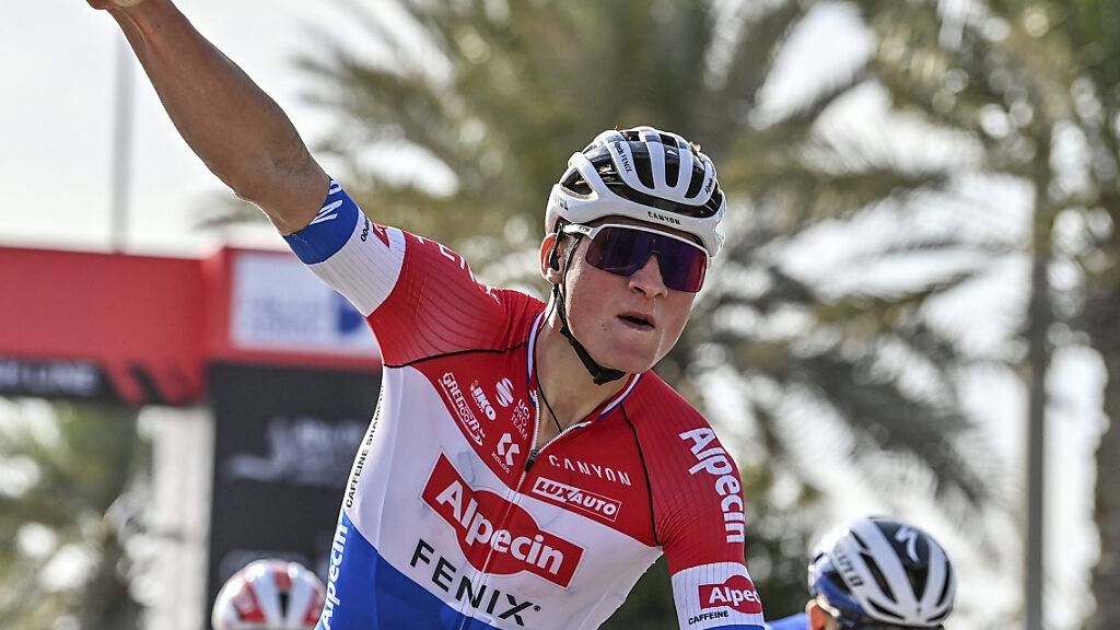 Mathieu van der Poel hat die Strade Bianche für sich entschieden. Nach seinem Sieg in der 1. Etappe der UAE-Tour (im Bild) feierte der Niederländer bereits seinen zweiten Saisonsieg