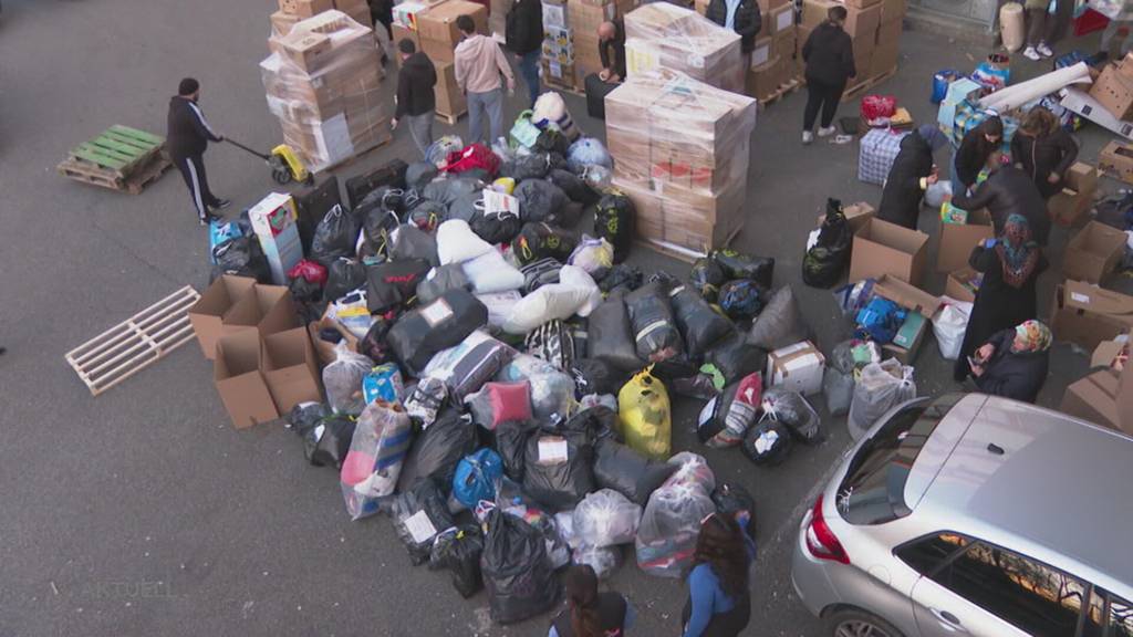 Überwältigt: In Buchs werden für die Erdbebenopfer tonnenweise Güter gespendet