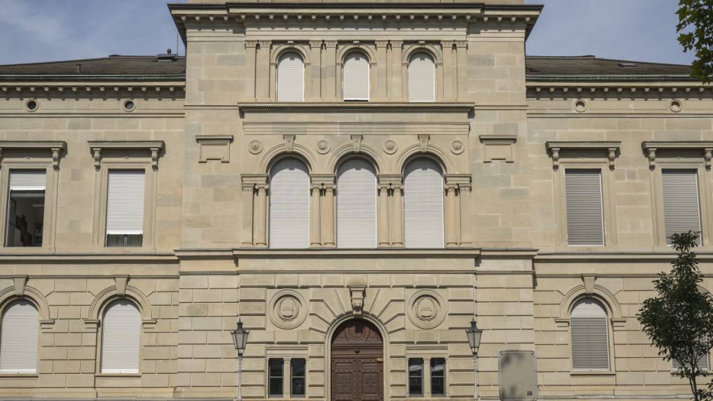 Zehn Kandidierende kämpfen um sieben Zuger Regierungssitze