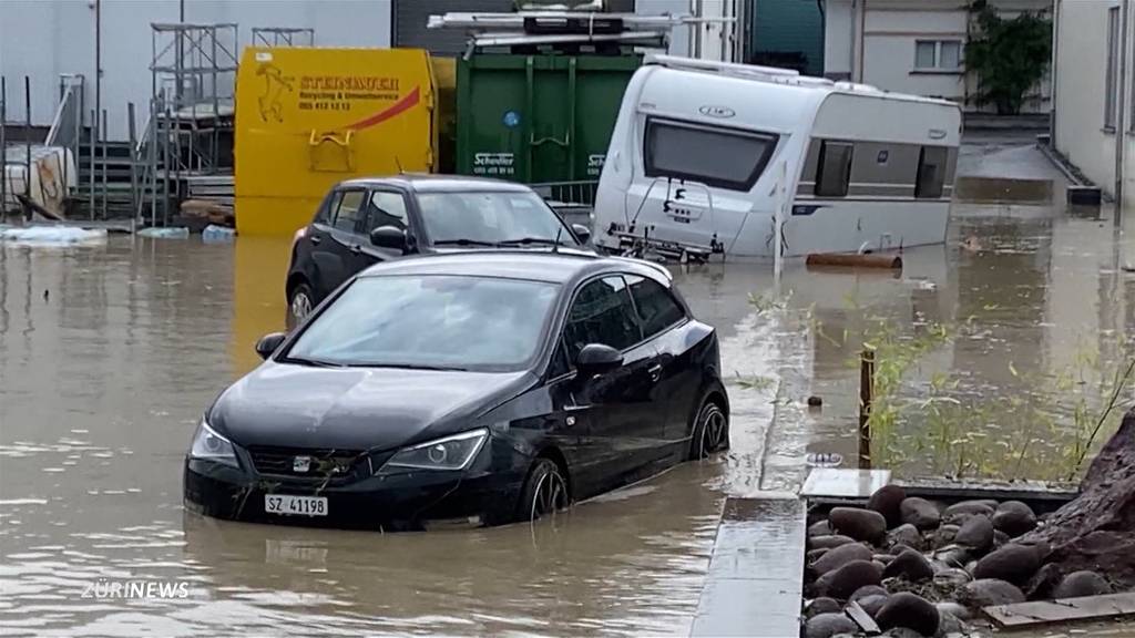 Unwetter in Einsiedeln führt zu Überflutungen