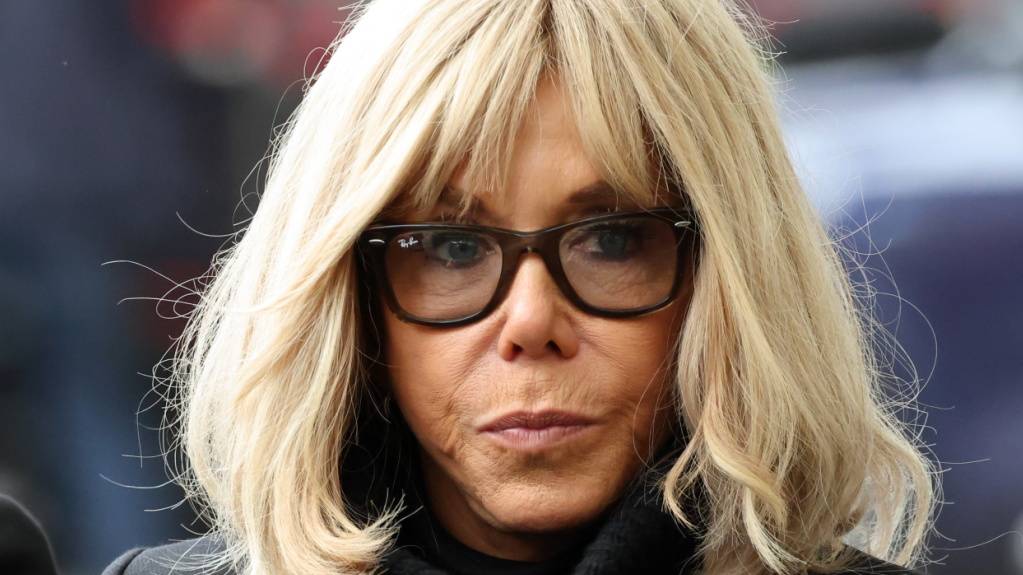 Brigitte Macron nennt Feministinnen «dreckige Schlampen»