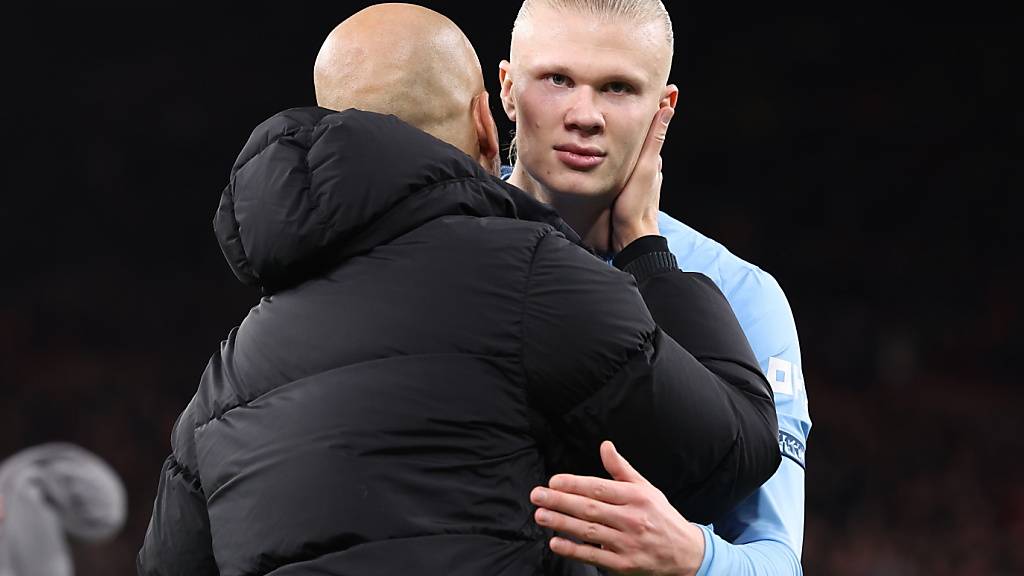 City-Trainer Pep Guardiola stärkt dem zuletzt nicht mehr ganz so treffsicheren Stürmer Erling Haaland den Rücken