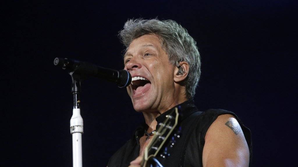 Warum Richie Sambora 2013 Hals über Kopf aus der Band ausstieg, wird wohl immer ein Rätsel bleiben: Frontmann Jon Bon Jovi will jedenfalls nicht daran schuld sein. (Archivbild)
