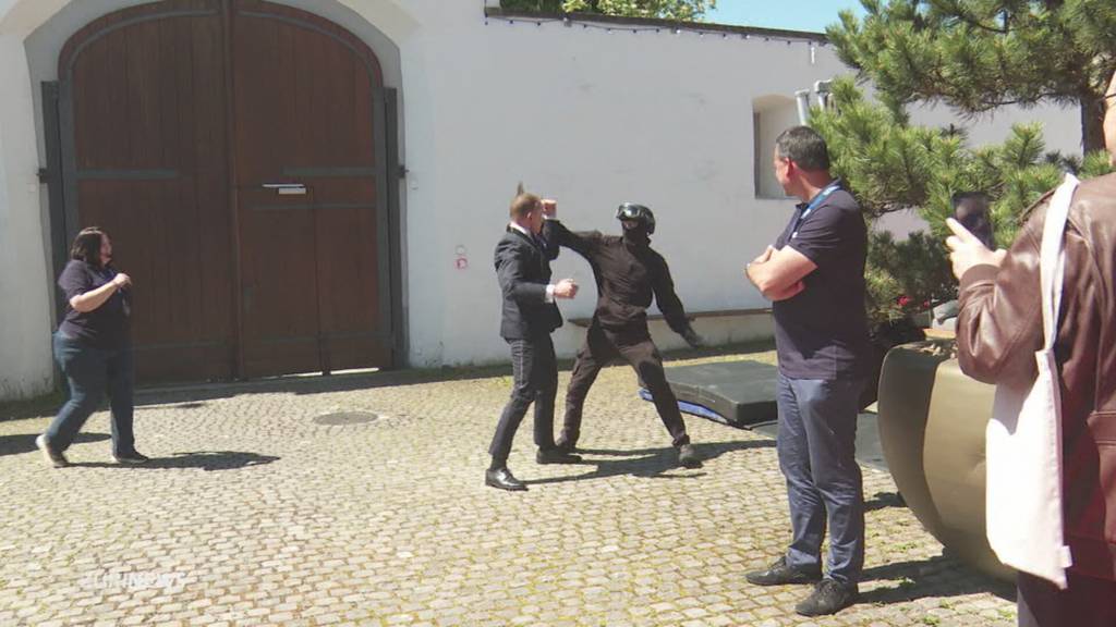 007 in Ettiswil: Bond-Fans feiern Jubiläum