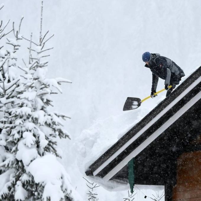 Neue massive Schneefälle in Bayern und Österreich - Lawinengefahr