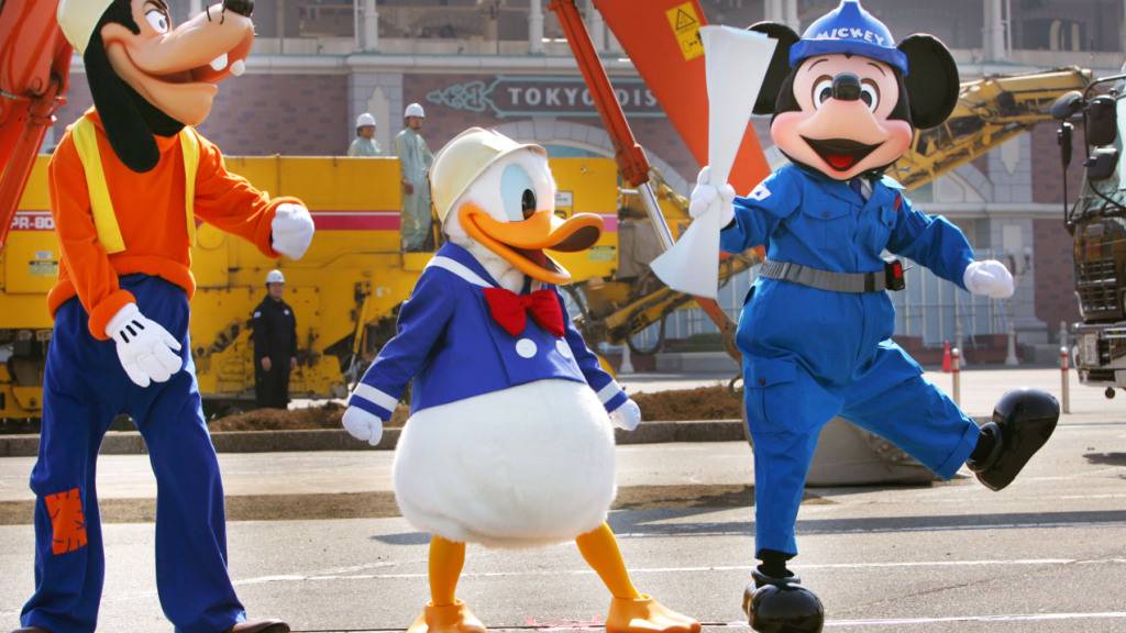 Der Disney-Konzern wird 100 Jahre alt: Goofy, Donald und Mickey freut's! (Symbolbild).