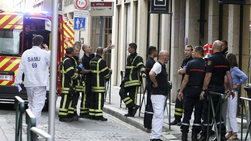 In Lyon wurden bei einer Explosion mindestens acht Personen verletzt.