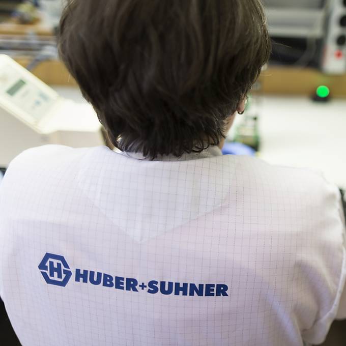Huber+Suhner baut 250 Stellen ab