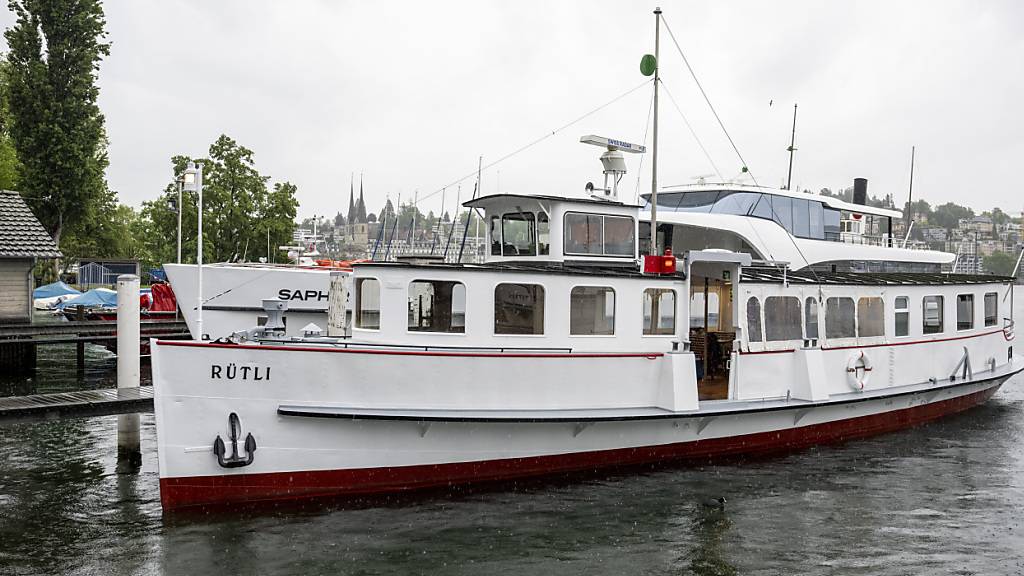 «Rütli» fährt neu mit Strom statt mit Diesel auf Vierwaldstättersee