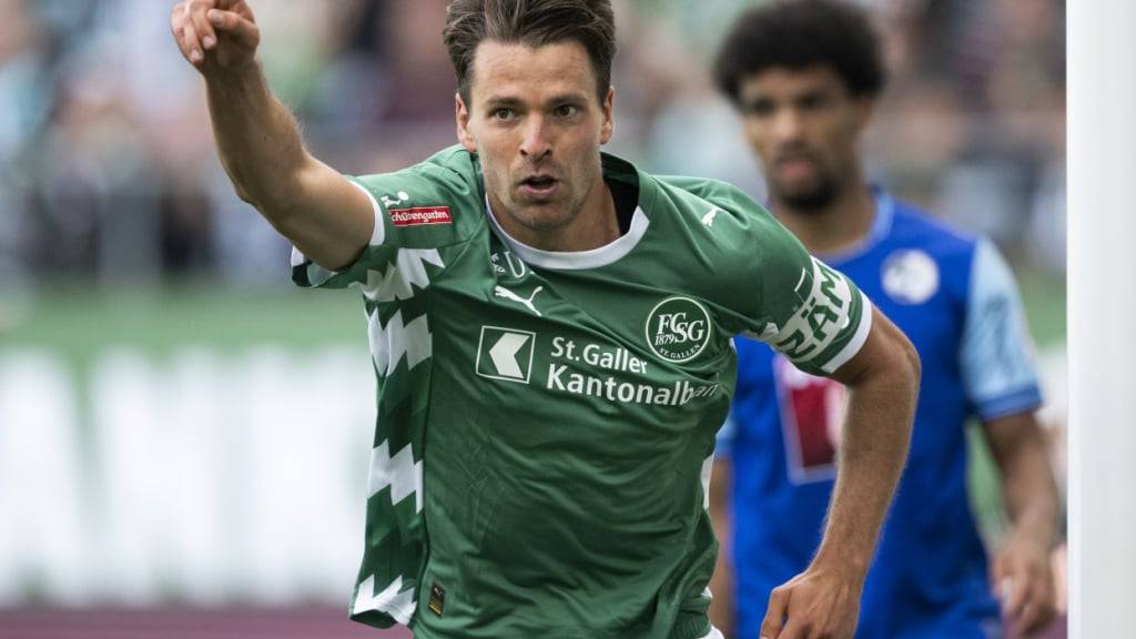 Captain Lukas Görtler befindet sich mit St. Gallen im Hoch