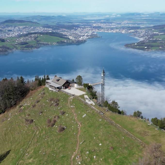 Wunderbare Aussicht, junger Kapitän und höchster Freiluft-Lift: Das ist der 1. Tag im Kanton Nidwalden