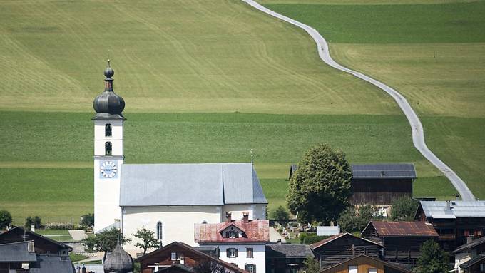 Schweizer wollen in einem Dorf leben