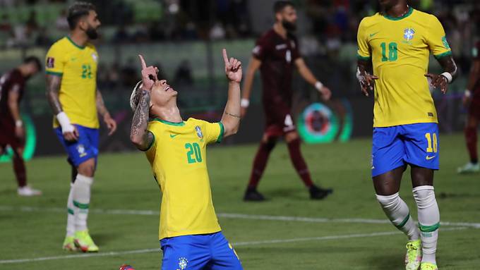Brasilien weiterhin mit dem Punkte-Maximum