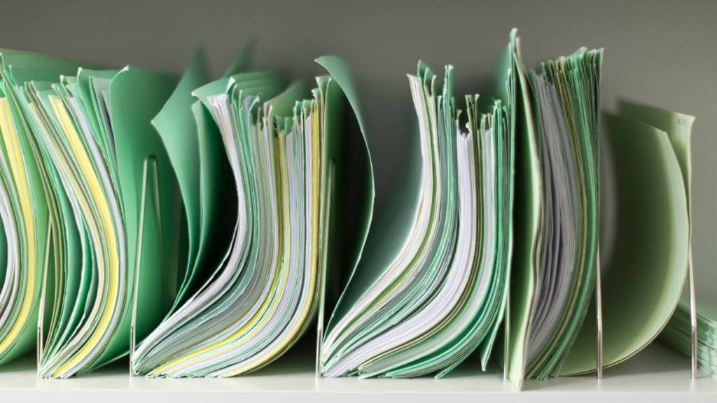 30 Milliarden Franken im Jahr könnten Schweizer Unternehmen sparen, wenn unnötige Bürokratie abgebaut würde. Das schreiben vier Wirtschaftsdachverbände gestützt auf eine Studie. (Themenbild)