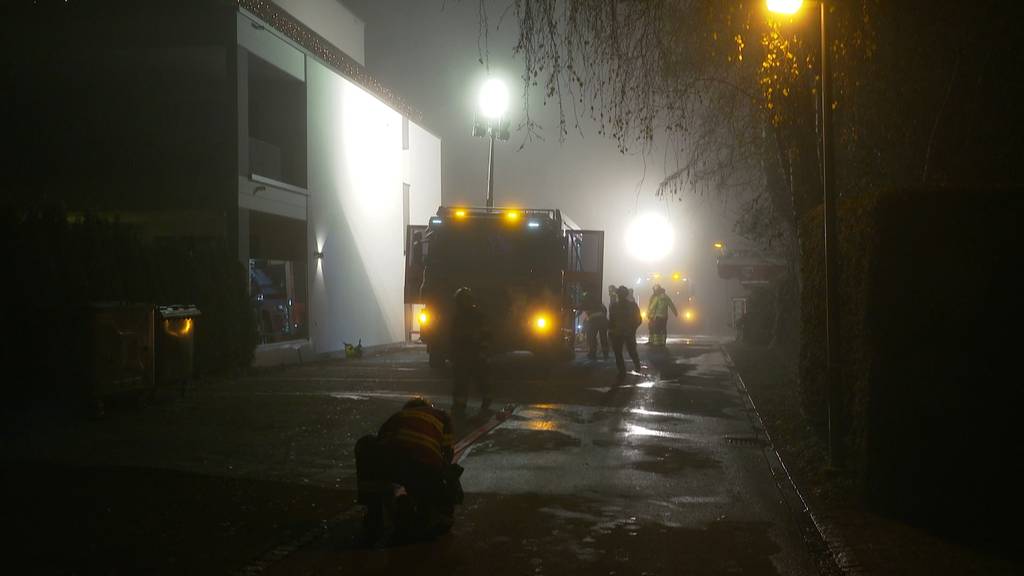 Feuerwehreinsatz in Flawil: Wohnung nach Brand nicht mehr bewohnbar
