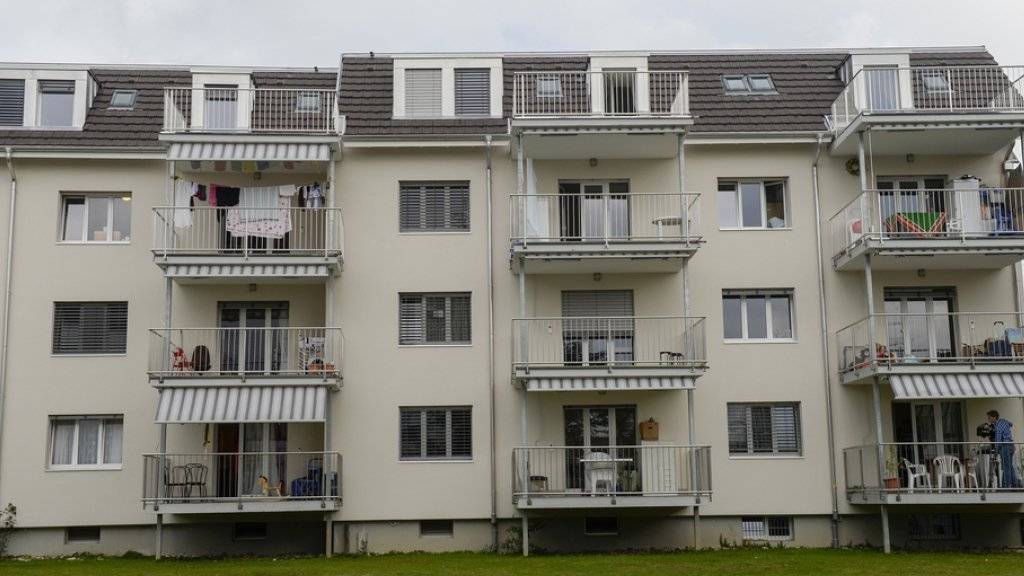 In diesem Wohnhaus in Aarburg AG leben asylsuchende Familien: Für die Nutzung der Wohnungen als Asylunterkunft braucht es keine Bewilligung, wie das Bundesgericht entschied (Archivbild).