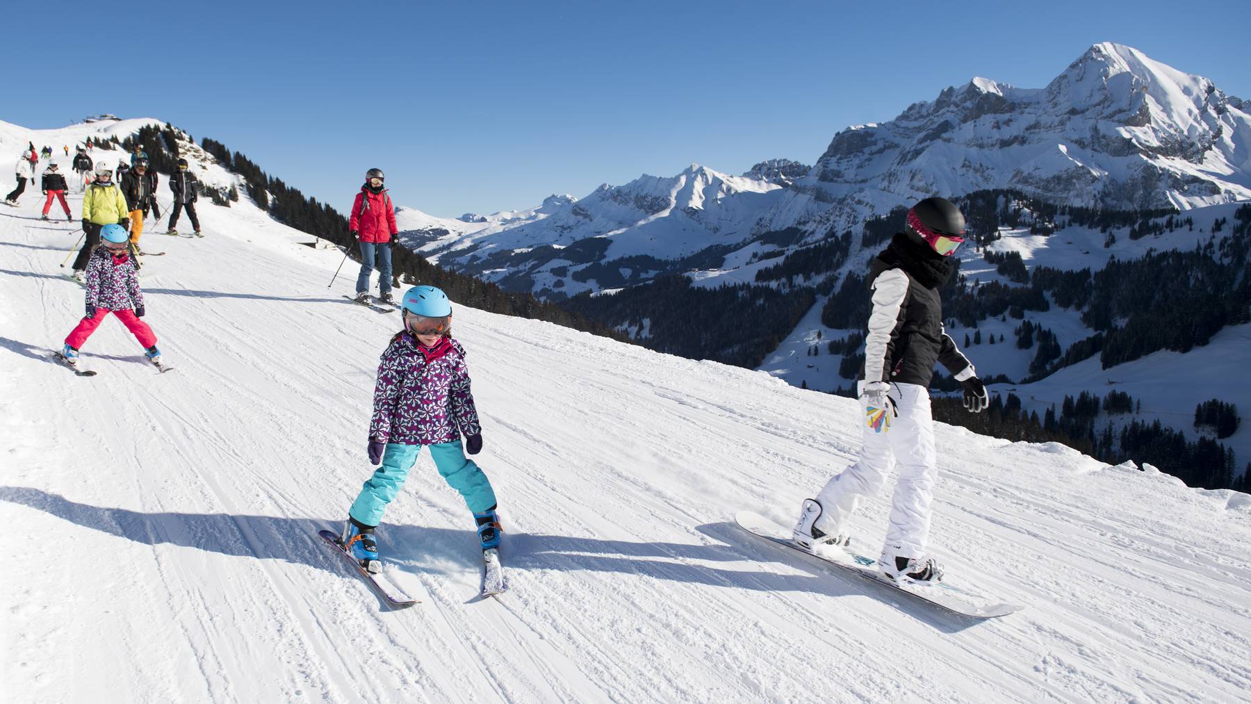 Skifahren Familie Adelboden Lenk
