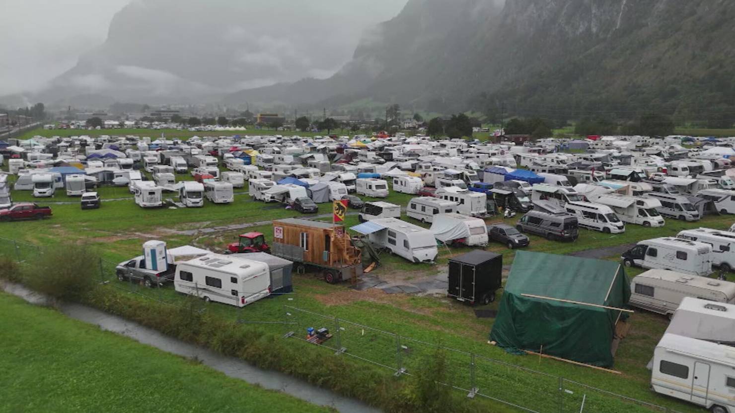 Besuch auf dem Camping am ESAF 2025 | TVO Online