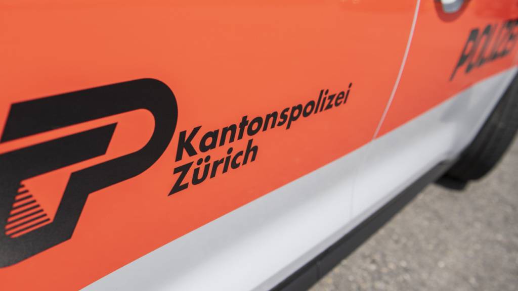 Nach einer Schiesserei in Bülach ZH ist am Freitagmorgen ein Tatverdächtiger in Kriens LU verhaftet worden. Bei der Schussabgabe wurde am Donnerstagabend ein Mann schwer verletzt. (Archivbild)