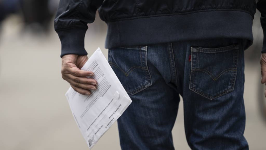 Der Luzerner Regierungsrat will, dass auch Menschen, die unter umfassender Beistandschaft stehen, künftig abstimmen und wählen dürfen. (Symbolbild)