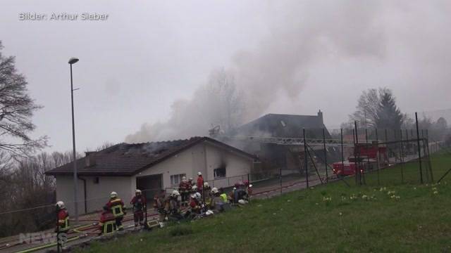 Haus komplett niedergebrannt