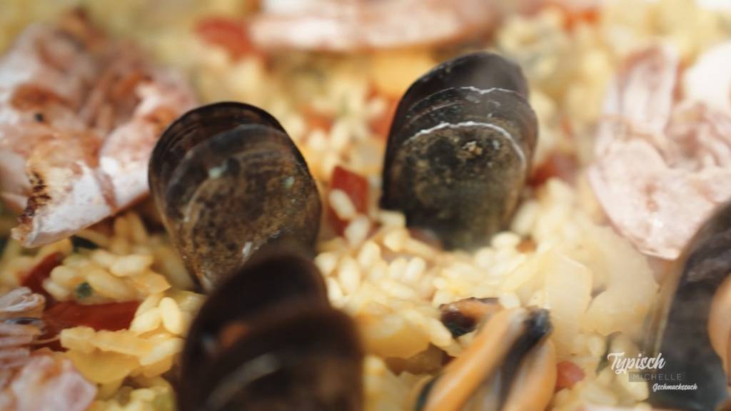 Paella mit Meeresfrüchten