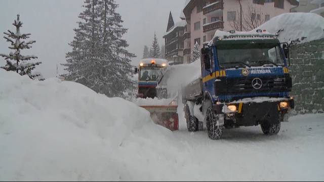 Die Schweiz versinkt im Schnee