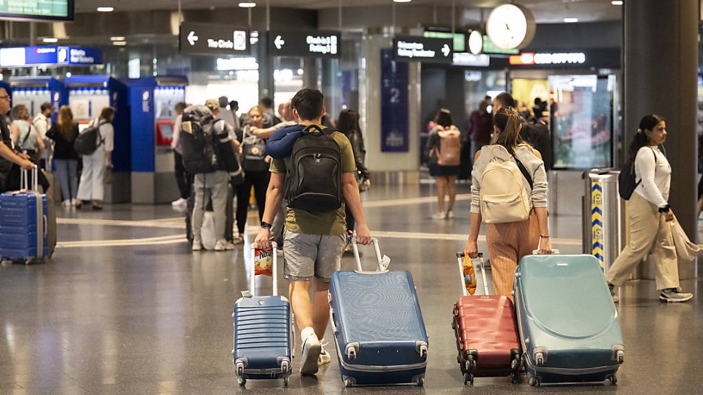 Der Zürcher Tourismus erholt sich nach der Coronapandemie weiter. Immer mehr Menschen kommen nicht als Geschäftsreisende sondern als Freizeit-Gäste. (Symbolbild)