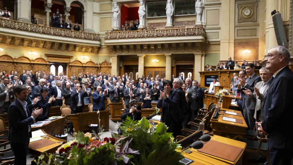 Die Transparenz im Schweizer Parlament stagniert laut einem neuen Bericht. (Archivbild)