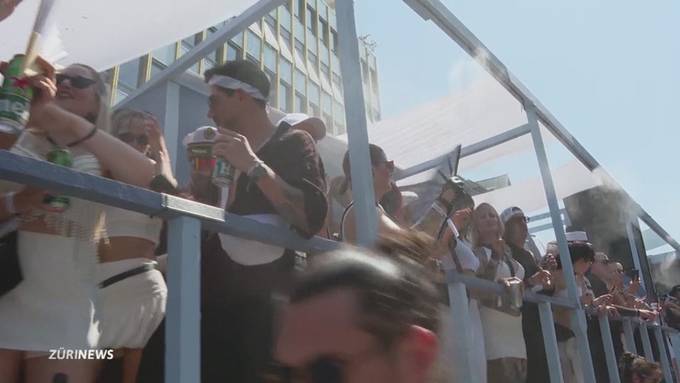 Heiss, heisser, Street Parade: Megaparty am Zürcher Seebecken