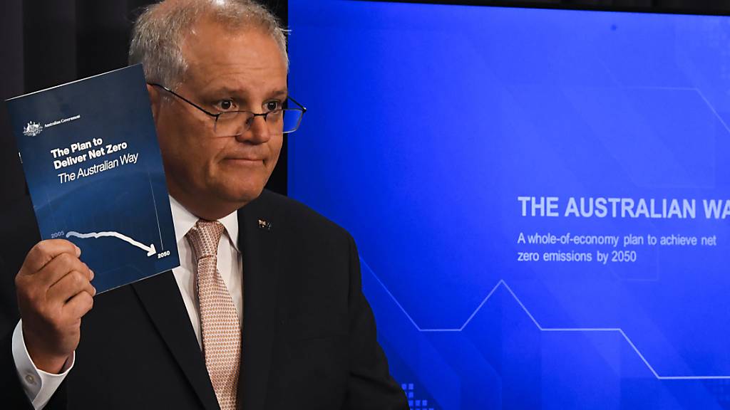 Australian Prime Minister Scott Morrison speaks to the media during a press conference at Parliament House in Canberra, Tuesday, October 26, 2021. (AAP Image/Lukas Coch) NO ARCHIVING
