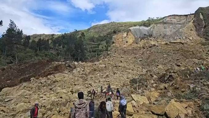 Hunderte Tote nach Erdrutsch in Papua-Neuguinea befürchtet