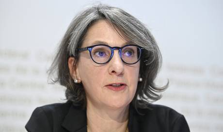 BAG-Chefin: «Wäre unethisch, nicht sofort mit dem Impfen anzufangen» ++ Virus-Mutation befällt ...