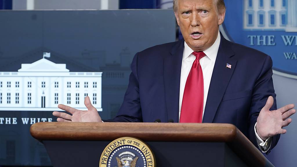 Donald Trump, Präsident der USA, spricht während einer Pressekonferenz im Weißen Haus. Foto: Susan Walsh/AP/dpa
