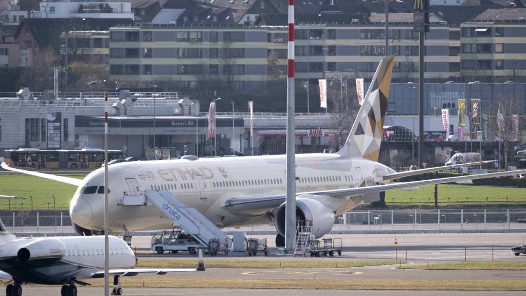 Etihad und Emirates bedienen Zürich wieder eingeschränkt