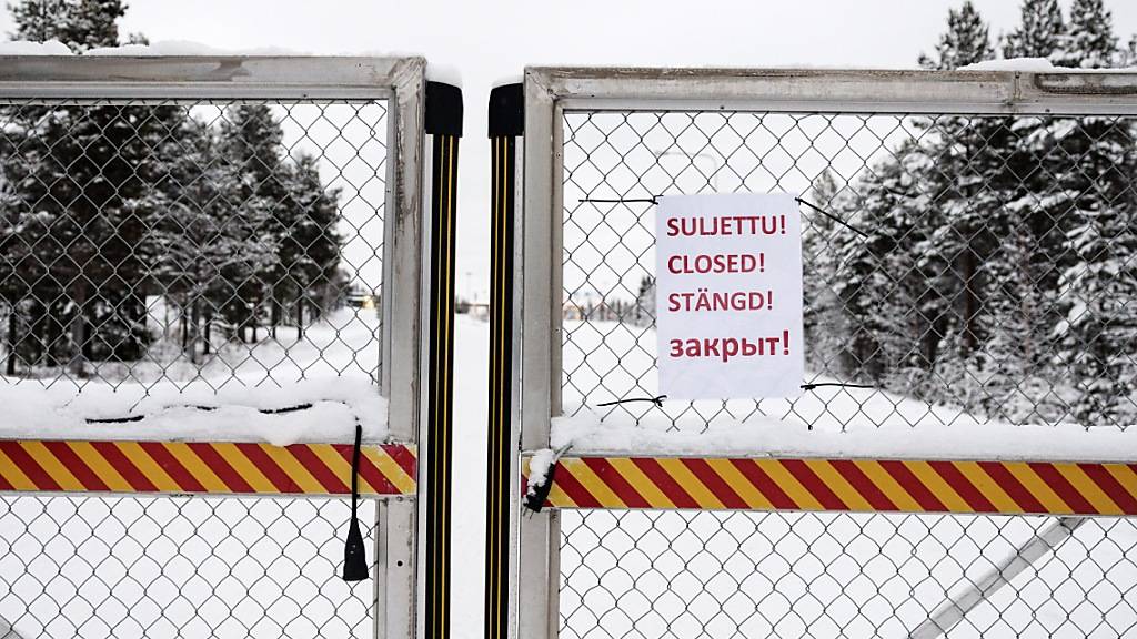 Der Grenzkontrollpunkt im finnischen Salla ist geschlossen. Foto: Roni Rekomaa/Lehtikuva/dpa
