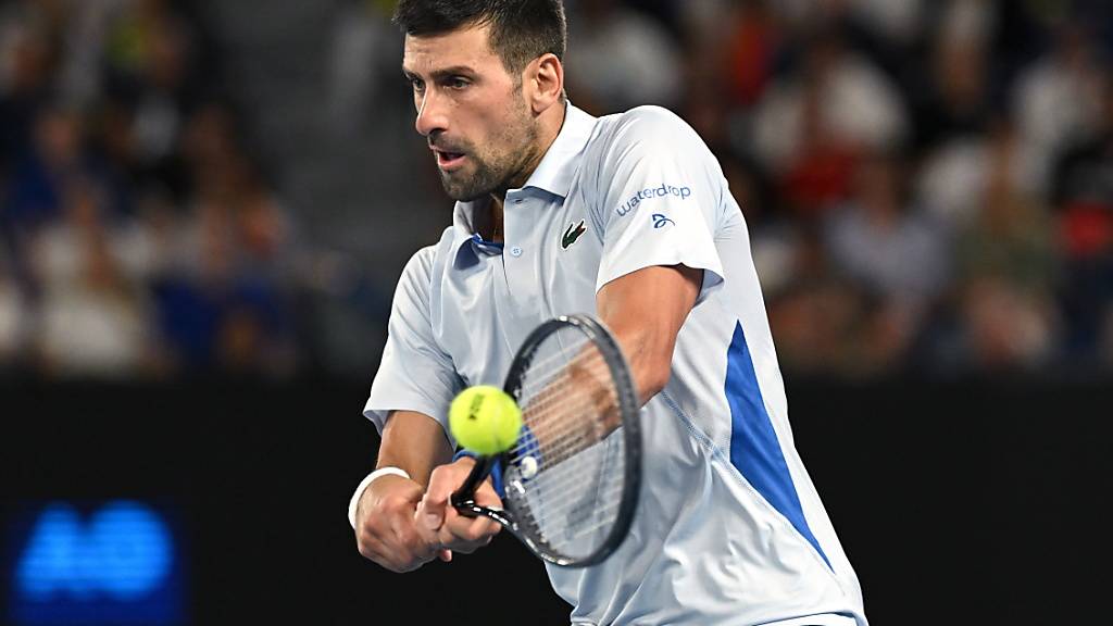 Novak Djokovic steht beim Australian Open im Viertelfinal