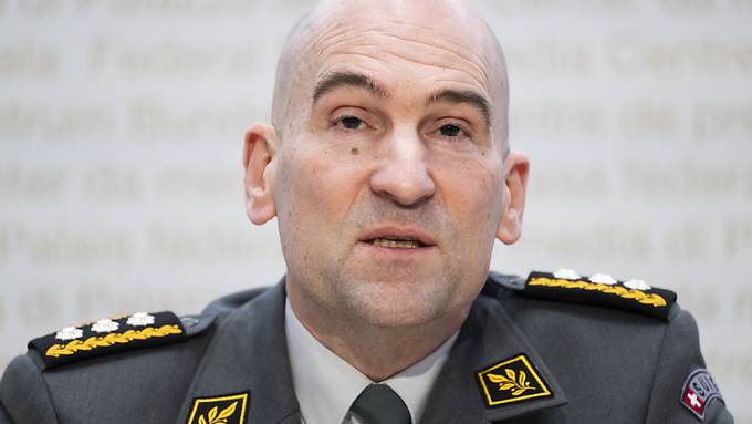 Armeechef plant Waffenkäufe trotz Finanznot