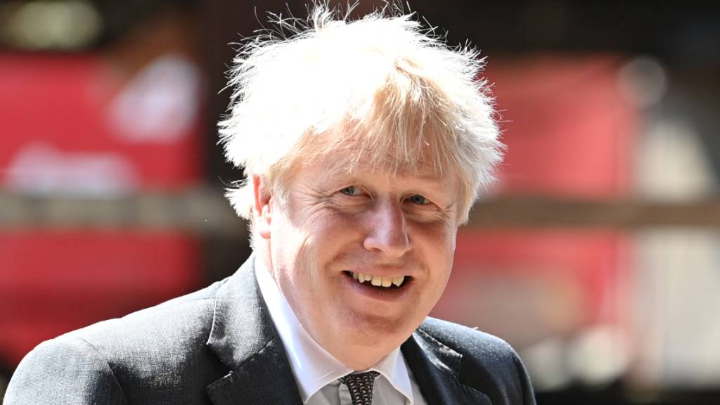 ARCHIV - Großbritanniens Premier Boris Johnson hat in einem Gastbeitrag für die «Mail on Sunday» versucht, Hoffnung auf eine baldige Erholung von der Pandemie zu wecken. Foto: Paul Ellis/PA Wire/dpa