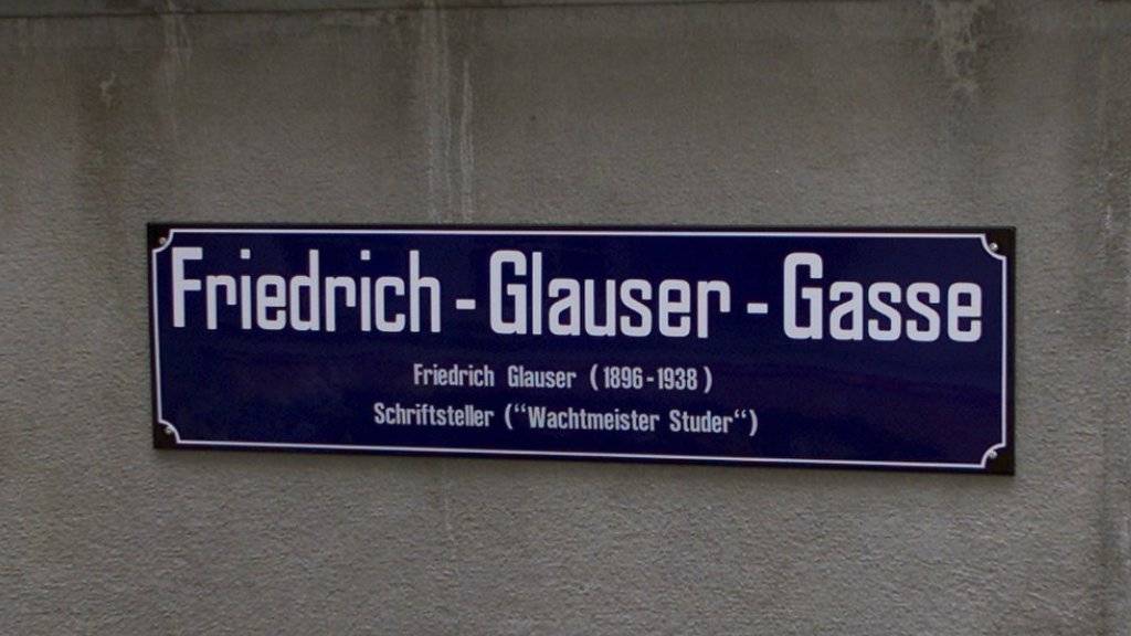 Seit 3. Dezember 2001 hat Zürich auch eine Friedrich-Glauser-Gasse. Für kurze Zeit lebte der Schriftsteller in Zürich (Archiv)