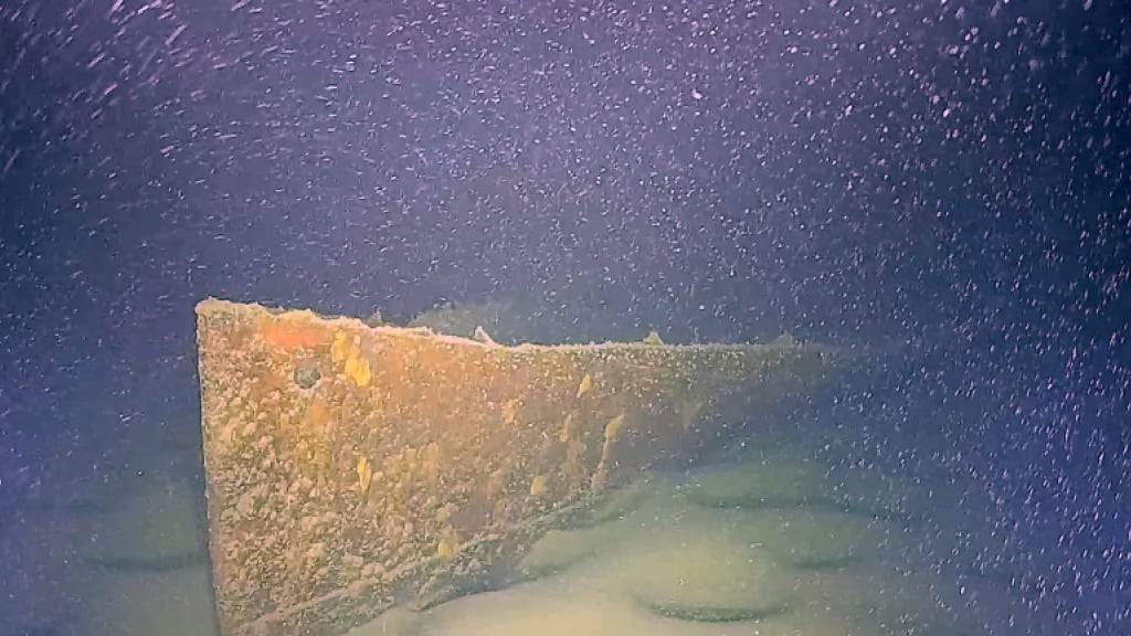 Forscher des Landesamts für Denkmalpflege (LAD) entdeckten den Bug des Rumpfes der SD Friedrichshafen II am Grund des Bodensees.