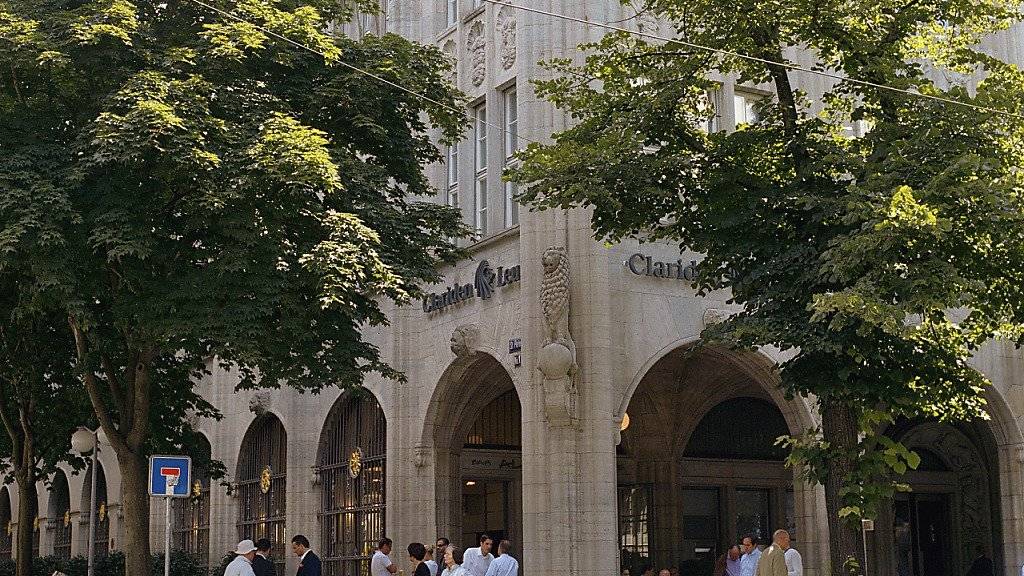 Die Credit Suisse hat den ehemaligen Hauptsitz der Bank Clariden Leu an der Zürcher Bahnhofstrasse verkauft. (Archiv)