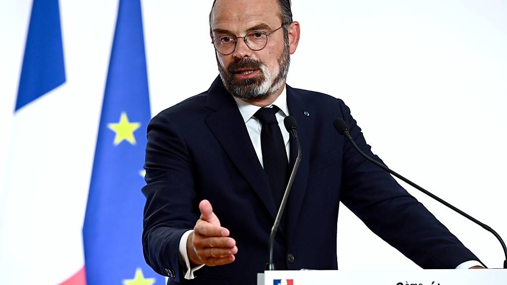 Regierungschef Édouard Philippe  kündigt am Donnerstag in einer am Fernsehen übertragenen Rede weitgehende Lockerungen der Corona-Massnahmen an.