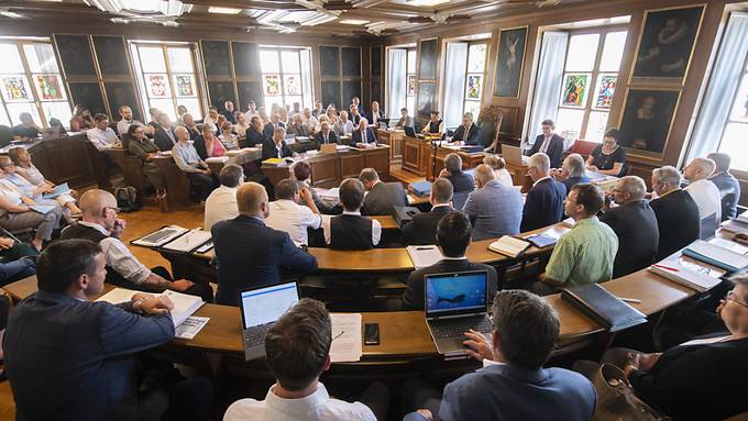 Nidwaldner Kantonsparlament besorgt über Defizit