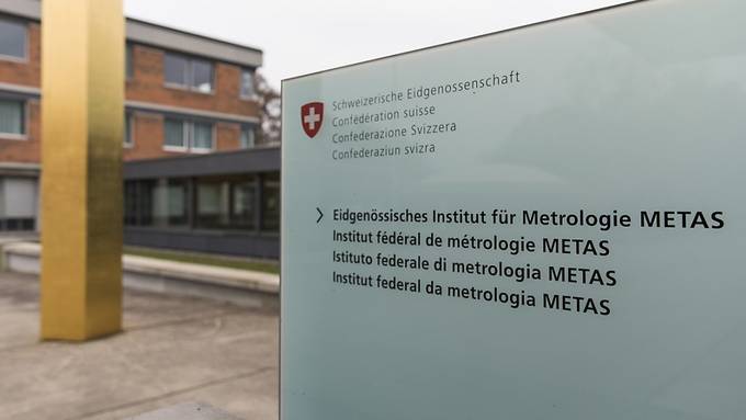 Eine besonders exakte Uhr steht in Bern