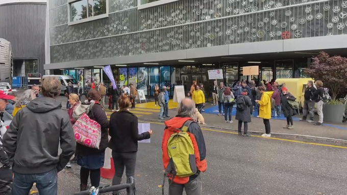 Covid-Massnahmengegner demonstrieren erneut in Bern