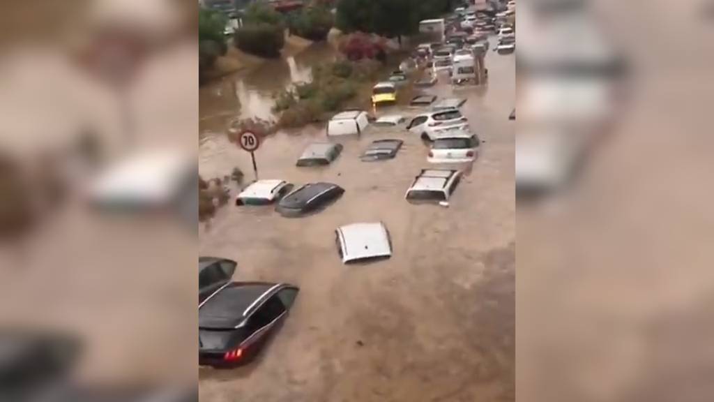 Im Auto eingeschlossen: Mindestens zwei Tote nach Unwettern in Palermo