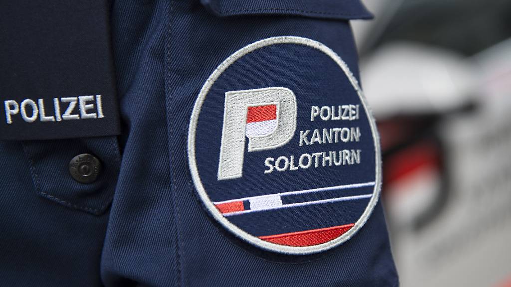 Die Kantonspolizei Solothurn schnappte in der Nacht auf Montag in Solothurn einen mutmasslichen Einbrecher. (Symbolbild)