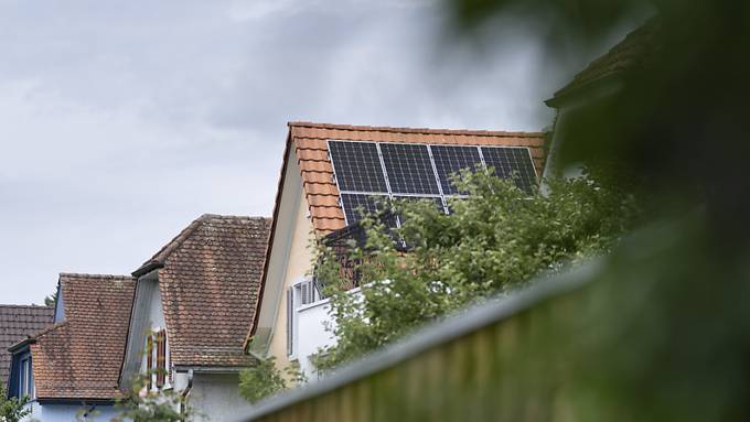 Kanton Zürich verlangt weniger Steuern für eingespeisten Solarstrom