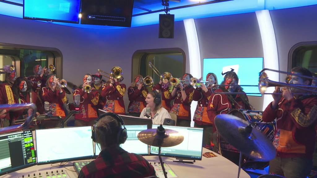Guggen-Sound im FM1 Studio: Das Sprengkommando Bütschwil spielt live